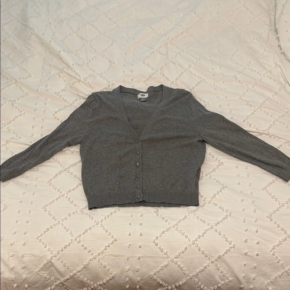 Old Navy Gray Cardigan Sweater V-Neck Knit EUC medium TALL - Picture 4 of 10